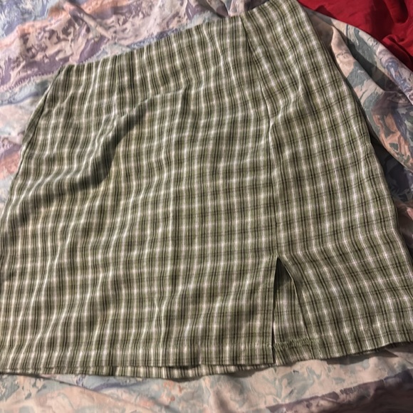 Plaid skirt - Picture 2 of 2